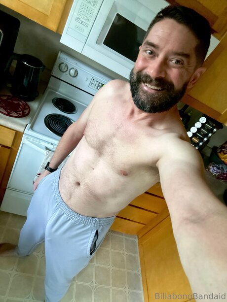 Billabongbandaid star art photo