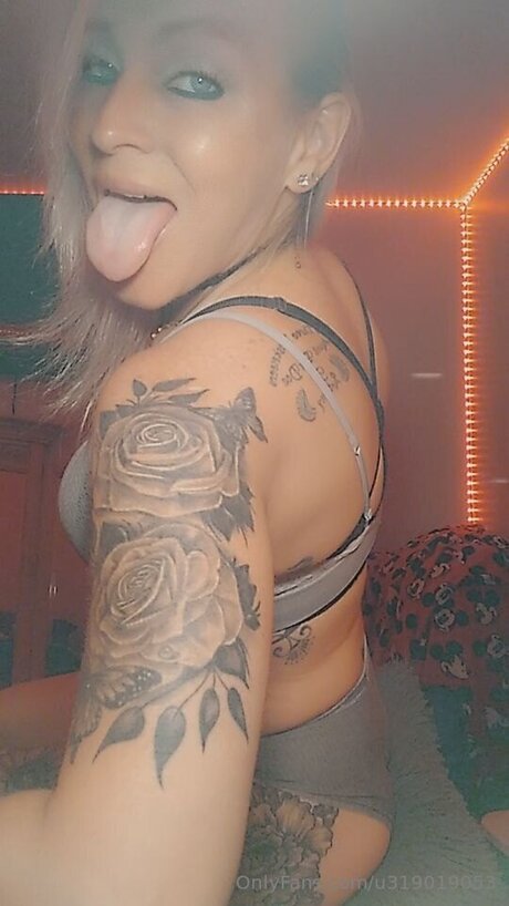 U319019053 free star img