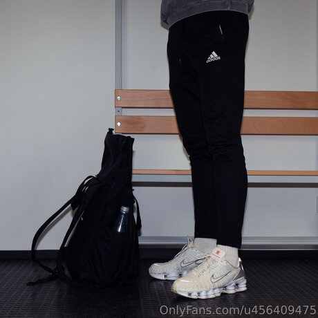 swinger wife onlyfans naked picture