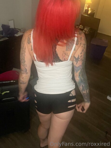 Roxxired model nudes images