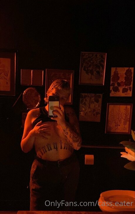 Cass Eater pretty model images