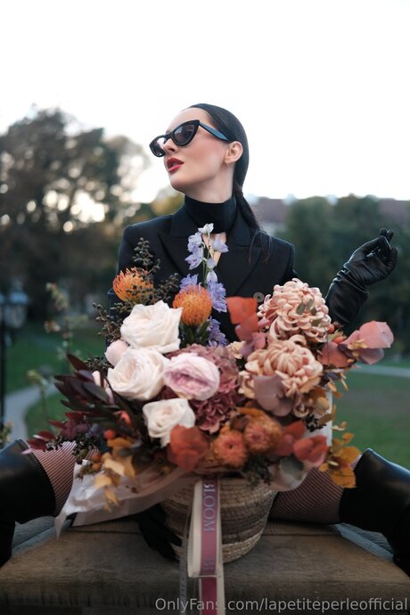 Lapetiteperleofficial top model img