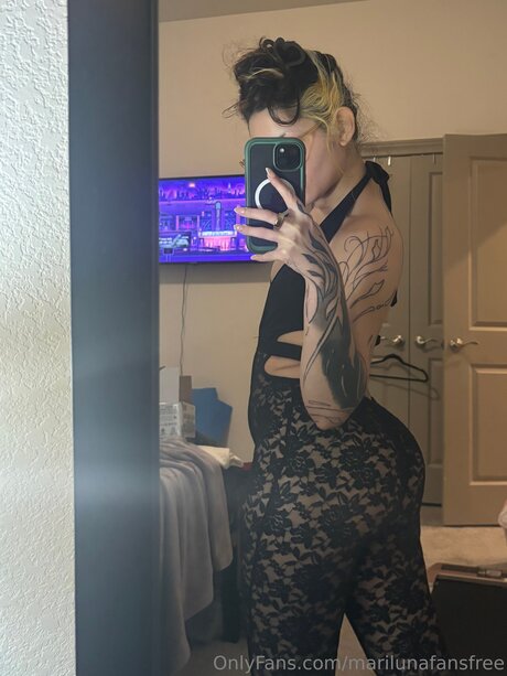 Marilunafansfree nudes pornstar photo