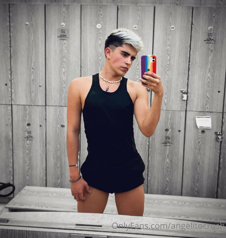 Angelitocrush model nudes image