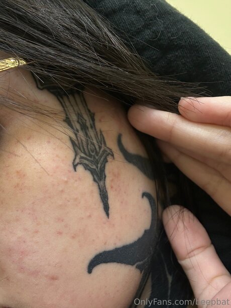 Beepbat erotic pornstar image