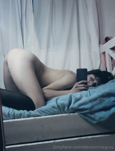 Danesmilagros star porn pictures