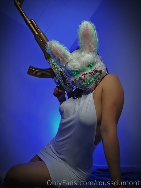 Sucubo 69 star sexy photo