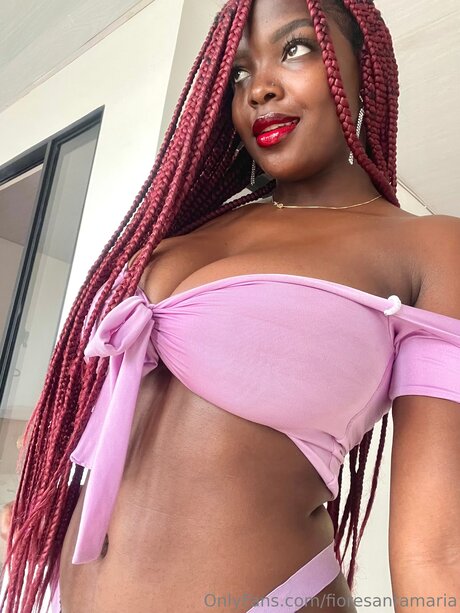 Fioresantamaria beautiful model pic