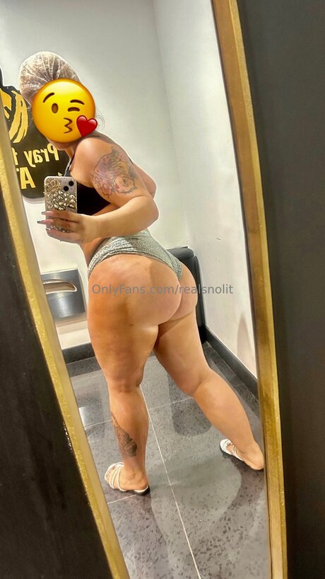 Realsnolit adult model galleries