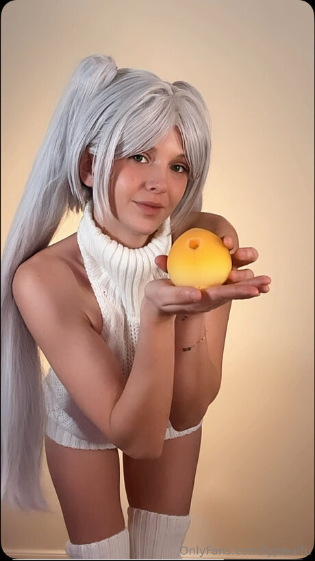 Fypwaifu hd model images