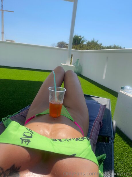 Reddfoxxy pornstar hot gallery