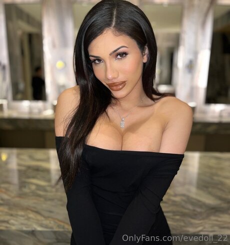Evedoll 22 nudes actress pic