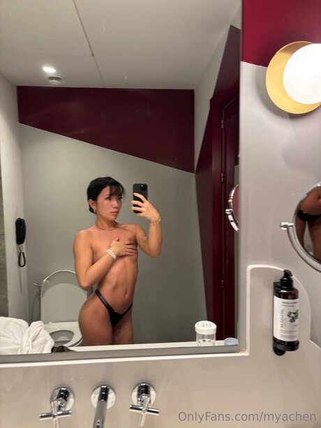 Myachen top star pic