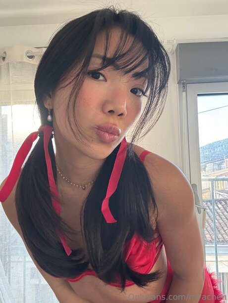 Myachen star sexy gallery