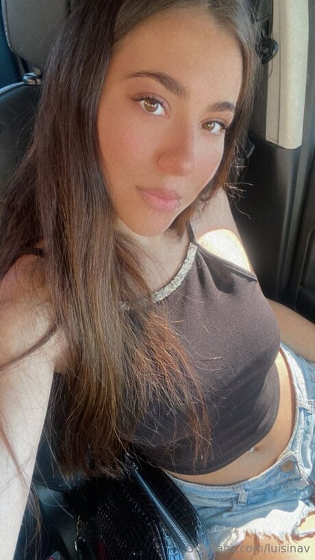 Luisinav high quality actress pic