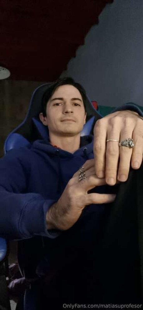 Matiasuprofesor star hot pictures