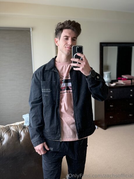 Zachsofficial thumbnail