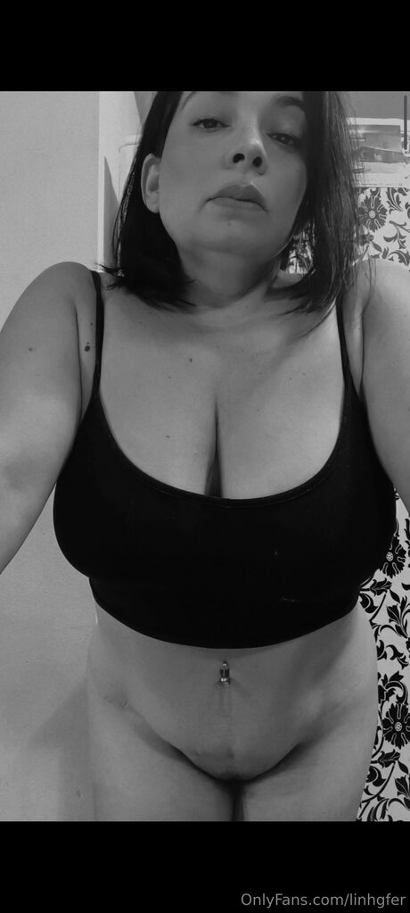 Linhgfer sex star images