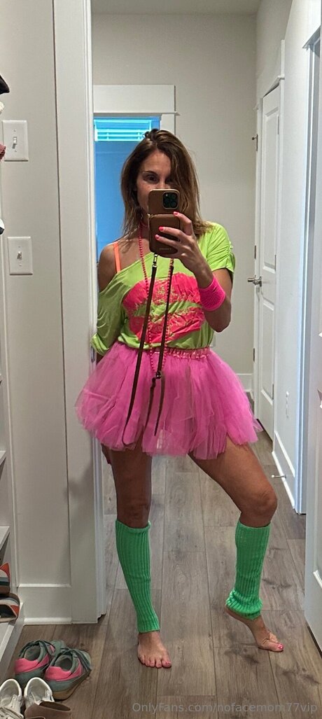 Nofacemom77vip model sex pics