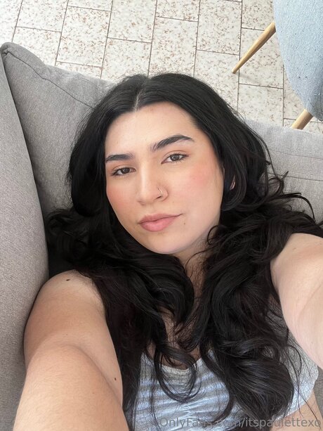 Itspaulettexo model pretty img