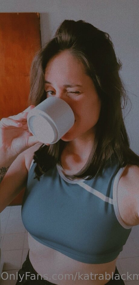 Katrablackmoon pretty actress photos