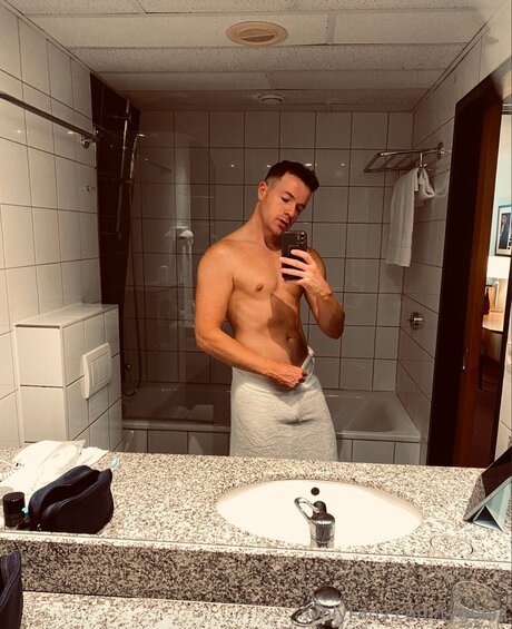 Tygeerr sexy actress photo