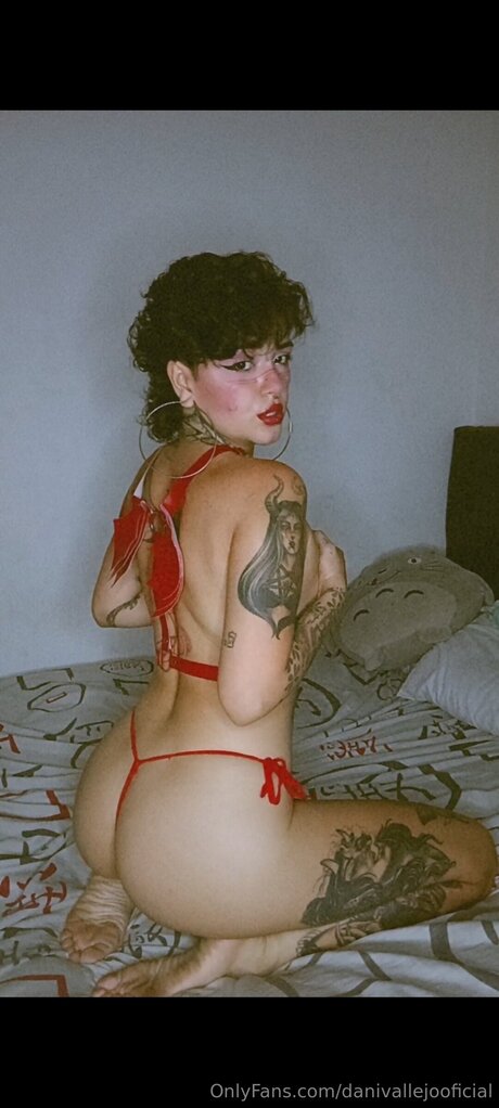 Danivallejooficial hot model picture