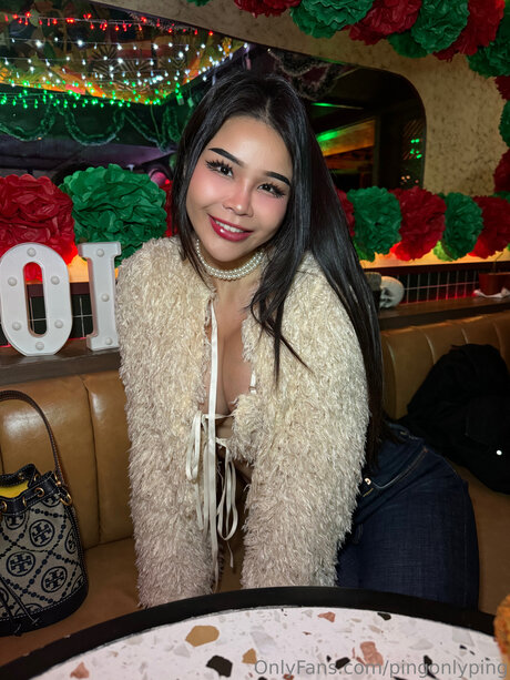 Pingonlyping erotic actress pictures