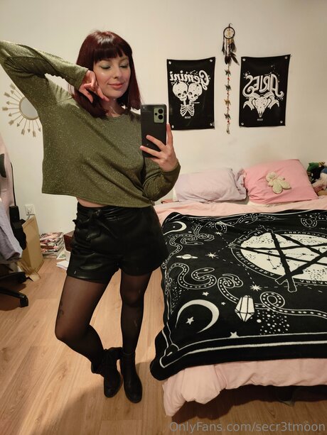 Secr3tmoon star porn archive