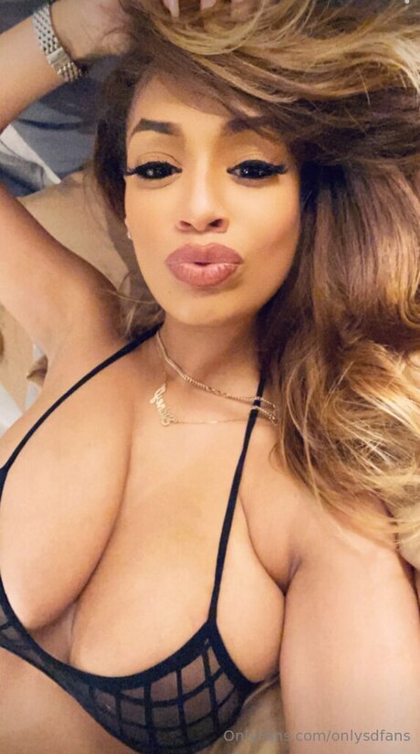 Onlysdfans pornstar nude photos