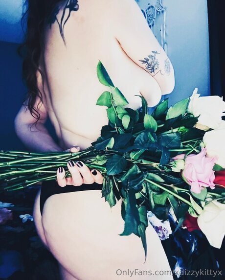 Xdizzykittyx star hot pic