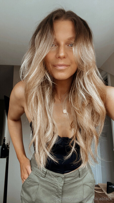 Itsonlyjess pornstar erotic img