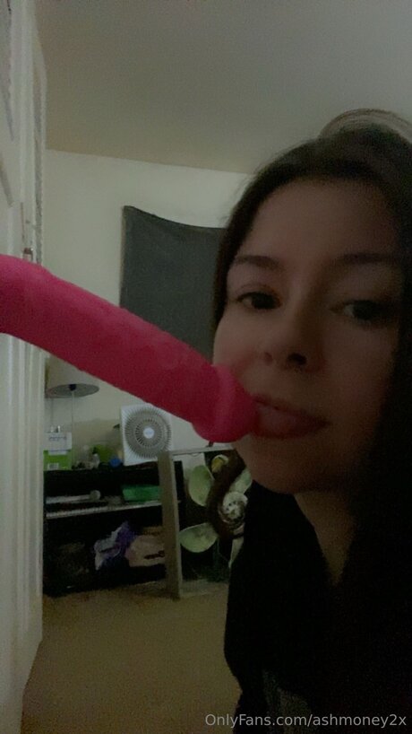 Ashmoney2x erotic actress photo