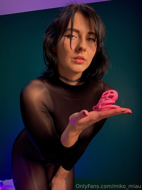 Miko Miau naked actress image