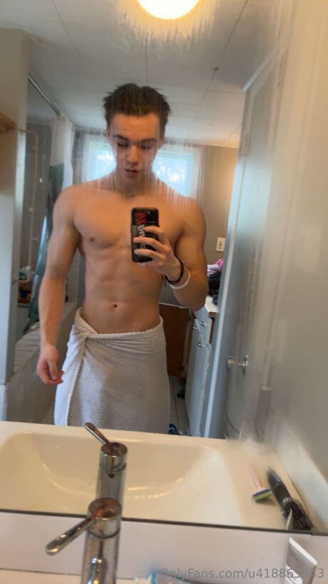 Neoakira art actress galleries