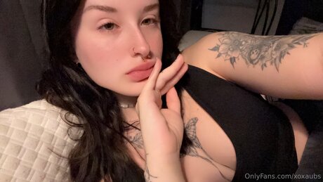 Xoxaubs sex model photos