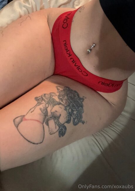 Xoxaubs beautiful pornstar pic