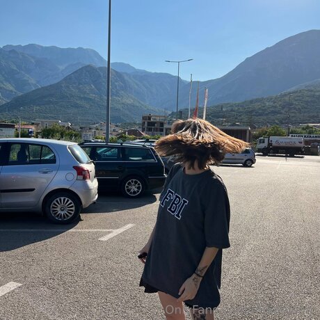 Miaabloom pornstar sexy pictures