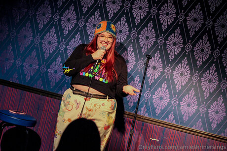 Jamieshrinersings xxx actress pictures