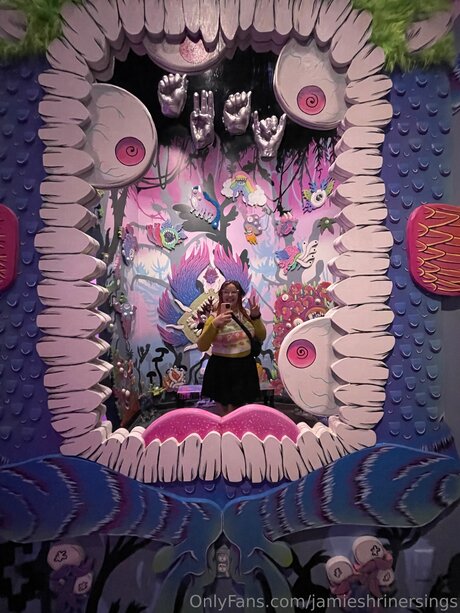 Jamieshrinersings beautiful star photo