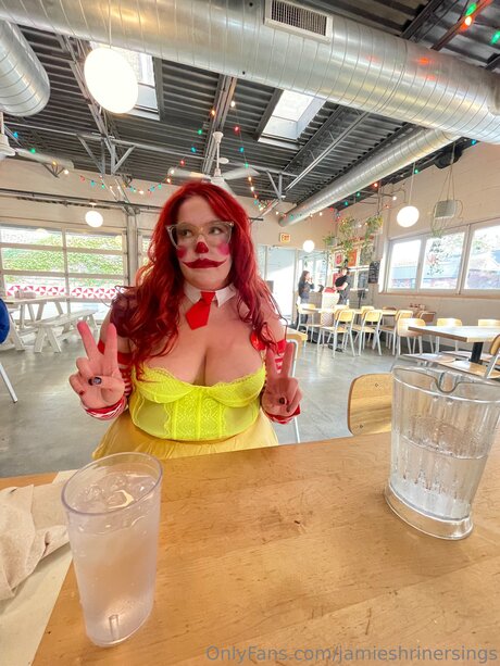 Jamieshrinersings hot star images