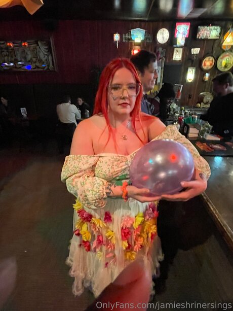 Jamieshrinersings free pornstar photo