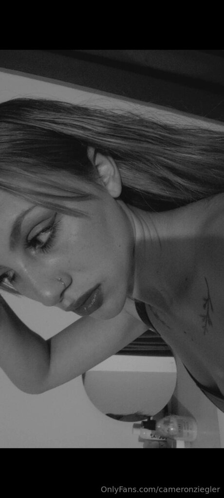 Cameronziegler erotic pornstar pic