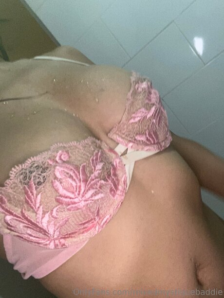 Mixedmystiquebaddie porn model photos