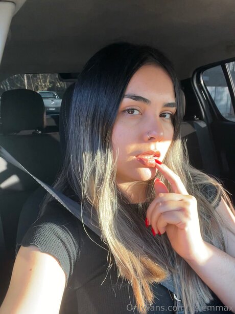 Its Emmax adult star image