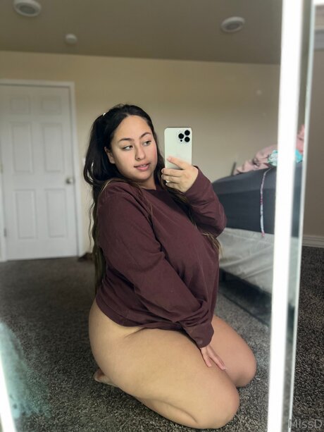 Missi Dii adult star pic