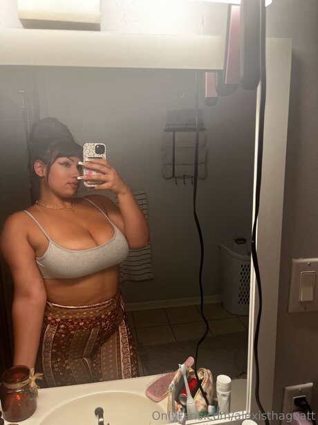 Alexisthagoatt exclusive pornstar archive