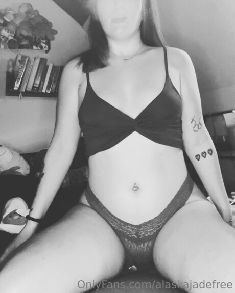 Alaskajadefree star sexy gallery