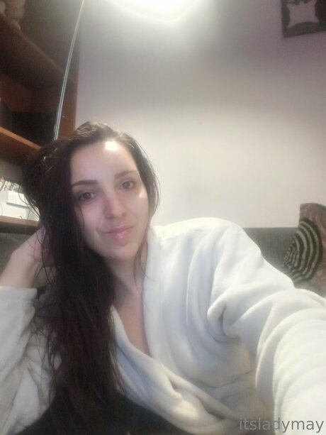 Itsladymay model naked pics