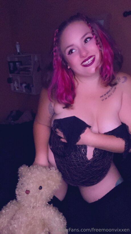 Freemoonvixxen hot model archive